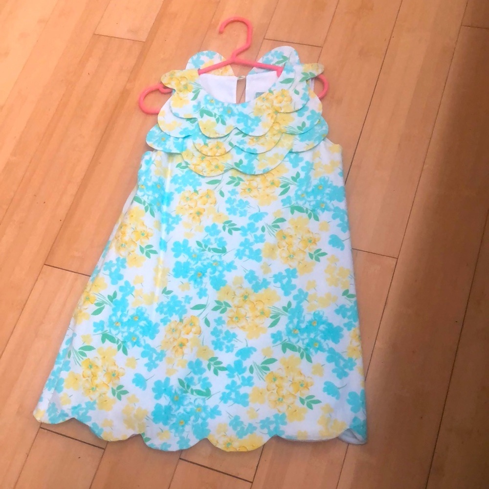 Sage and Lily Kids Dress Size 4. Would make a great Easter dress.​